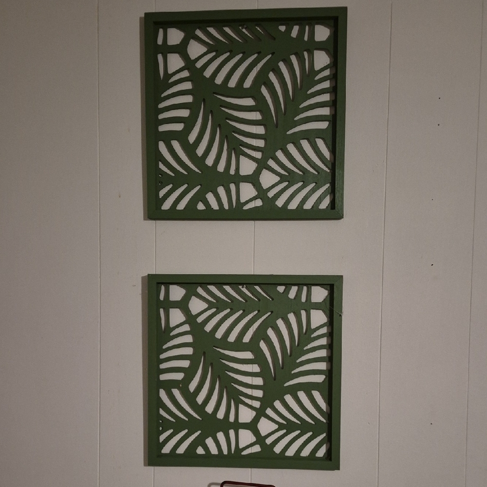 2 Pc Wooden Green Leaf Pattern Wall Frame Decor